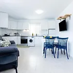 Apartmán 1l. Cozy Flores With Pool *